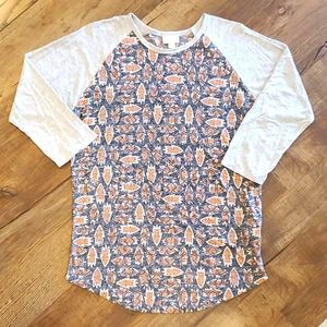 LuLaRoe Crewneck 3/4 Length Sleeve Tribal Arrowhead Print Womens Size Medium